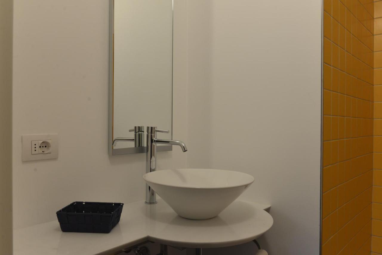 Biker'S Wine House Bed & Breakfast Rovereto  Exterior foto